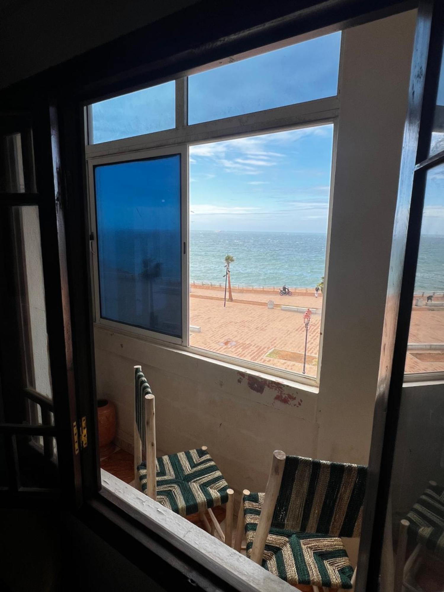 Vu Sur Corniche Lägenhet Safi Exteriör bild